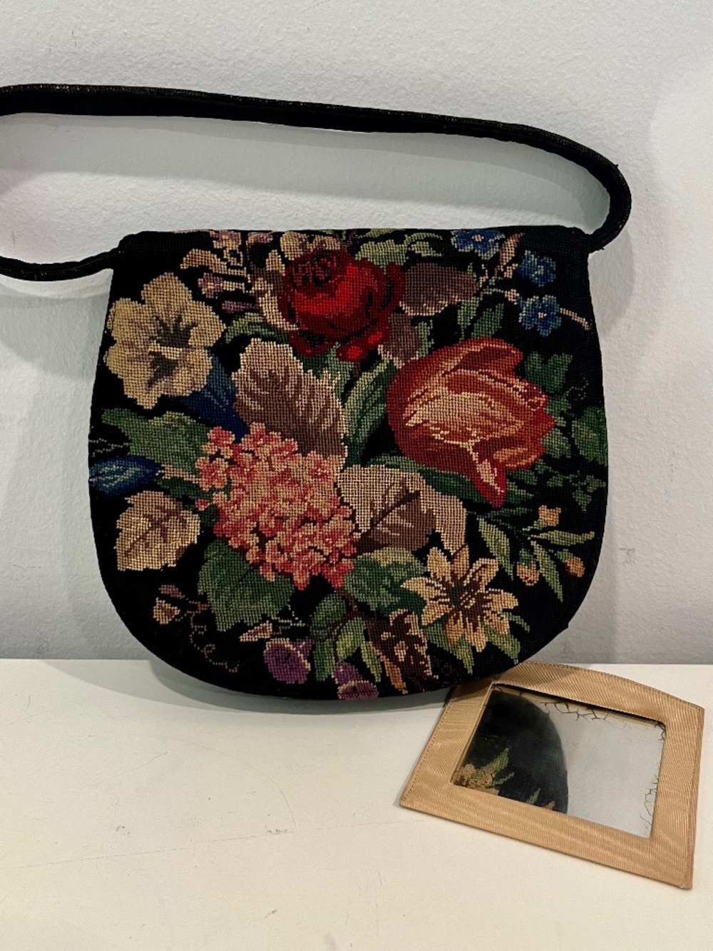 Vintage Needlepoint Tapestry "Petit-Point" HANDBAG w/Fabric Handle Black Floral